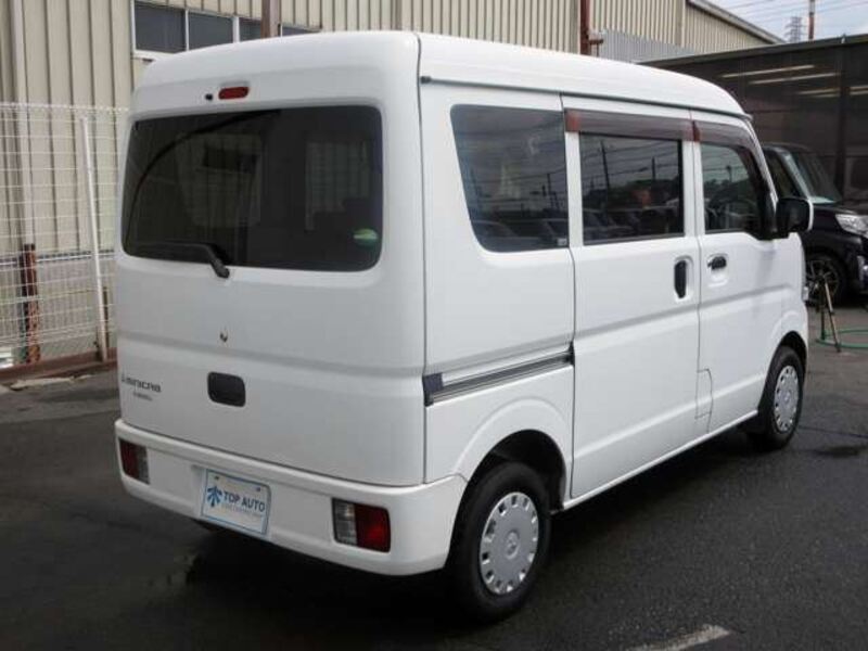 MINICAB VAN