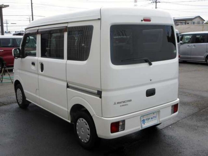 MINICAB VAN