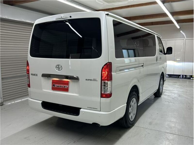 HIACE