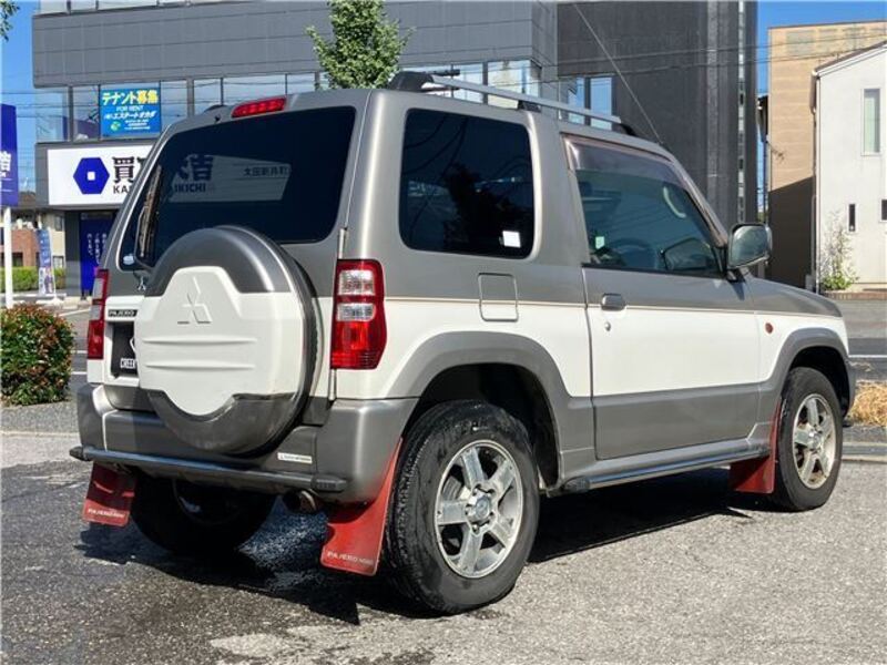 PAJERO MINI