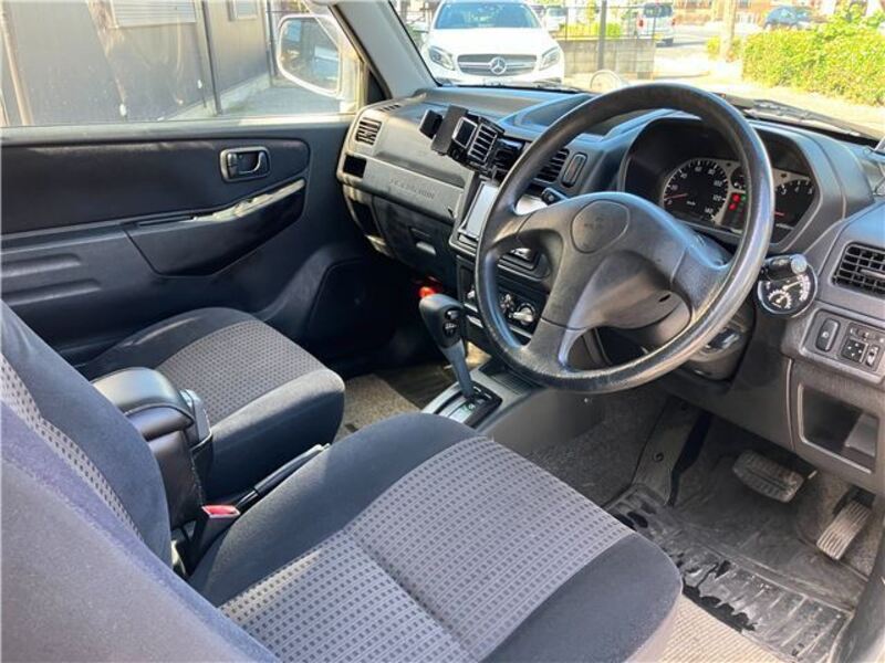 PAJERO MINI