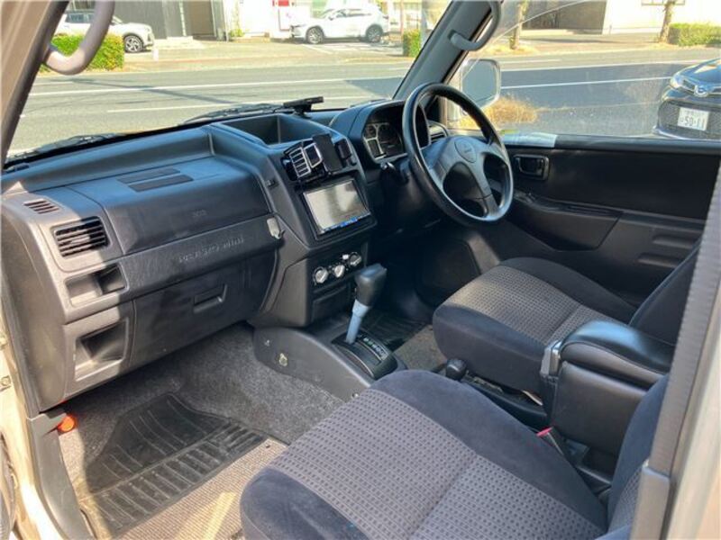 PAJERO MINI