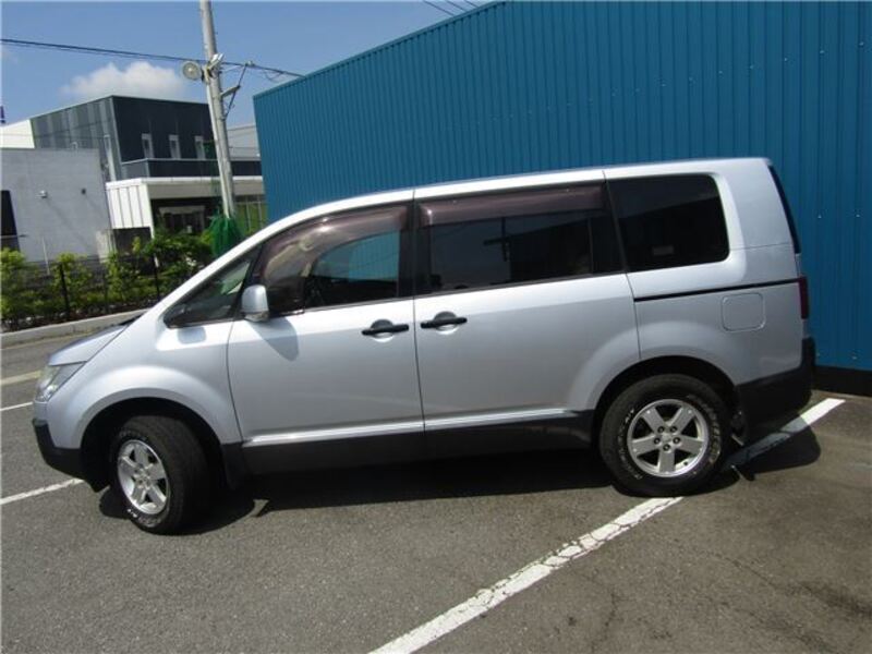 DELICA D5