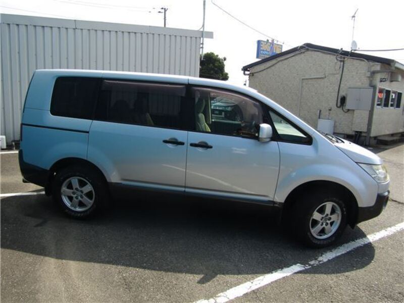 DELICA D5