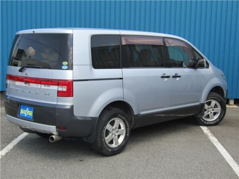 DELICA D5