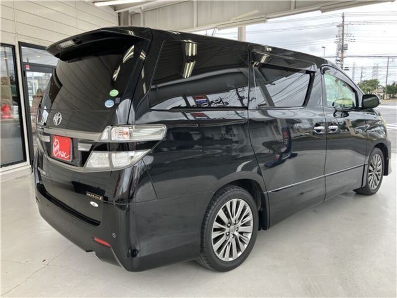 VELLFIRE