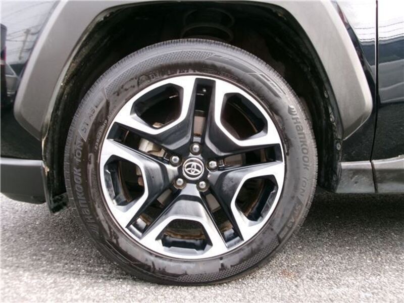 RAV4