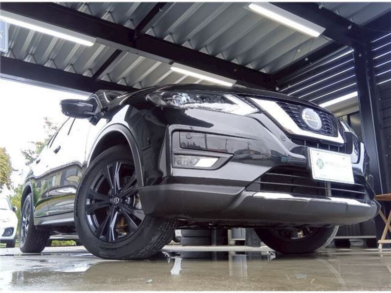 X-TRAIL