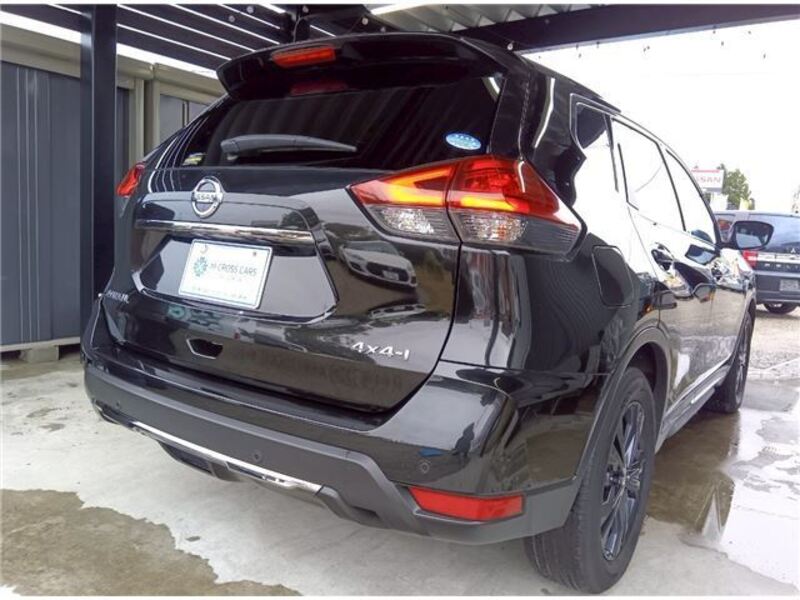 X-TRAIL