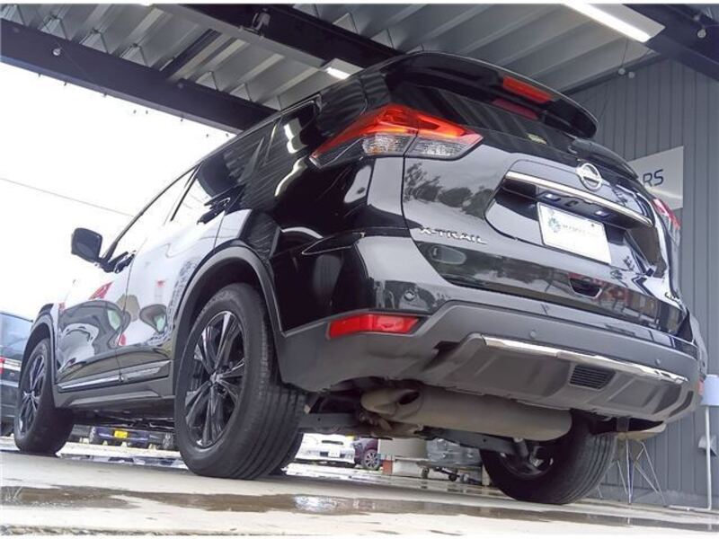 X-TRAIL