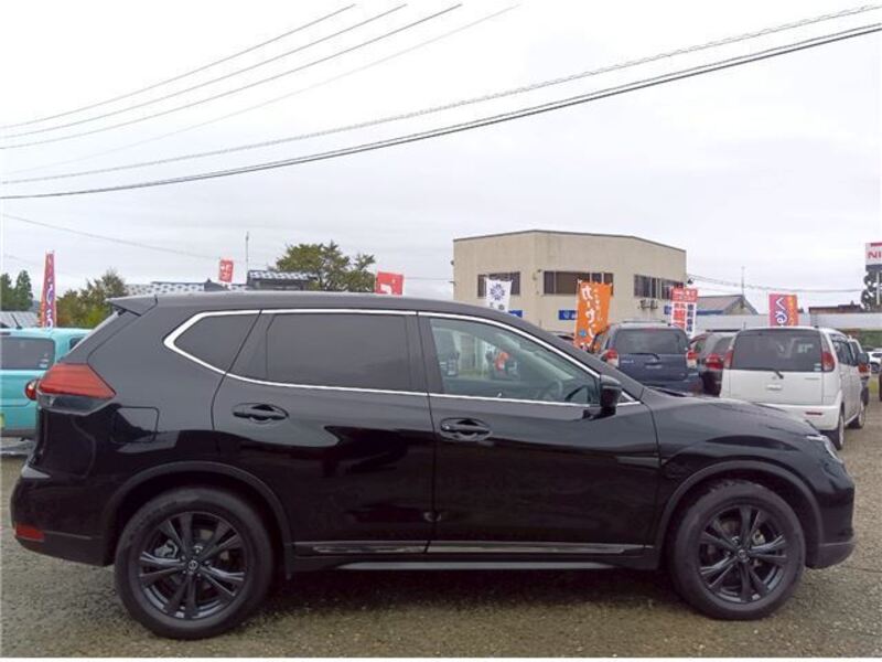 X-TRAIL