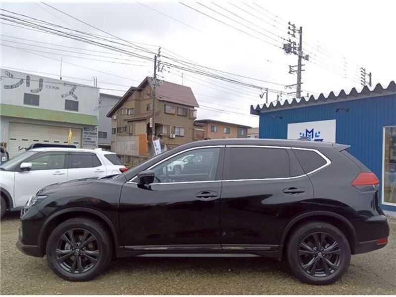 X-TRAIL