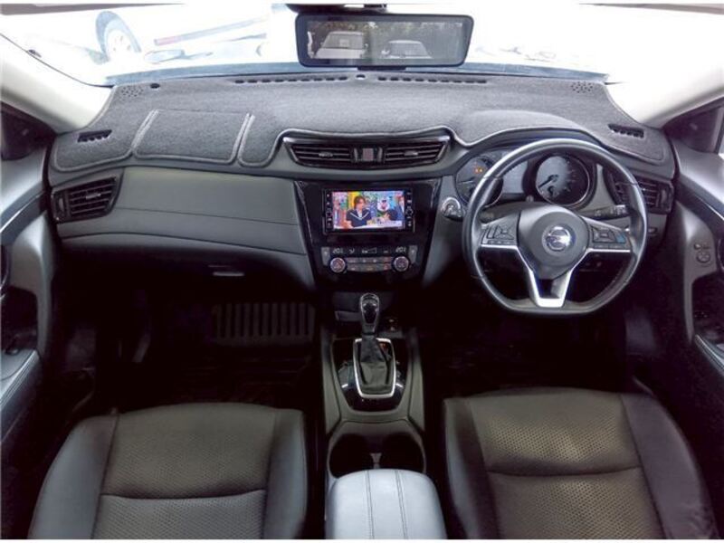 X-TRAIL