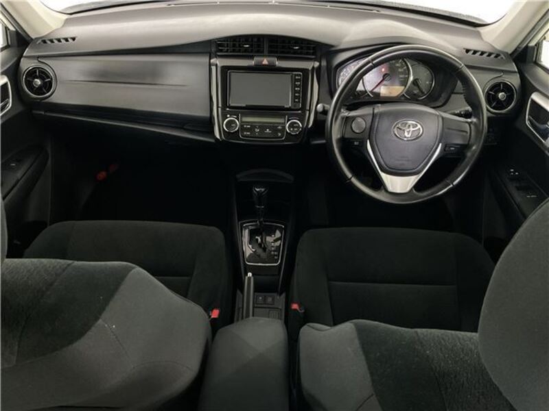 COROLLA AXIO