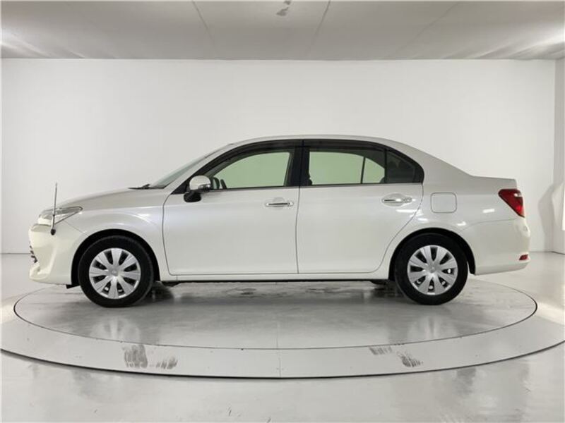 COROLLA AXIO