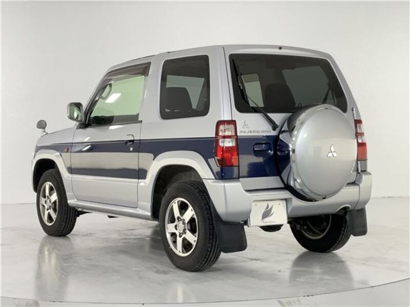 PAJERO MINI