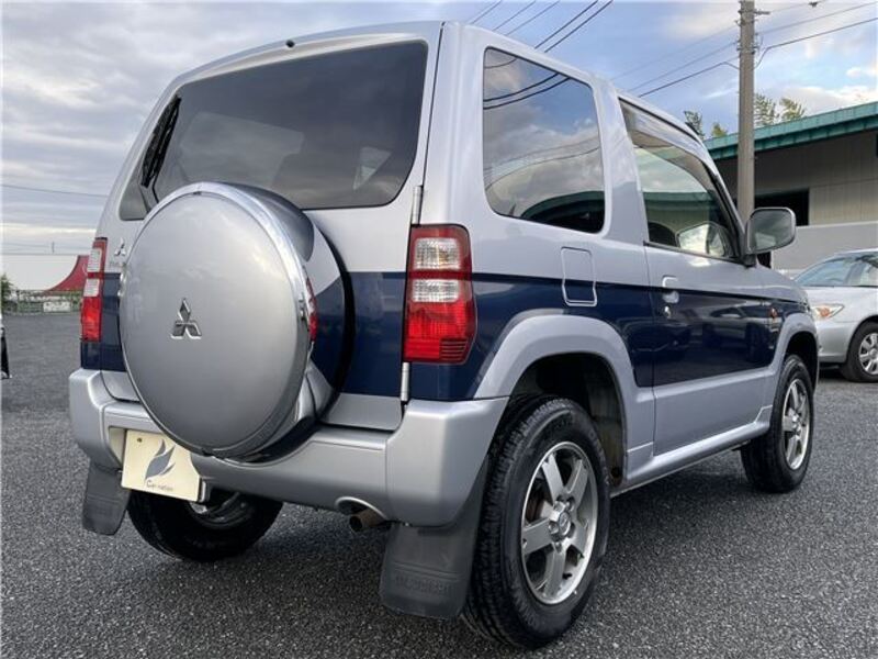 PAJERO MINI