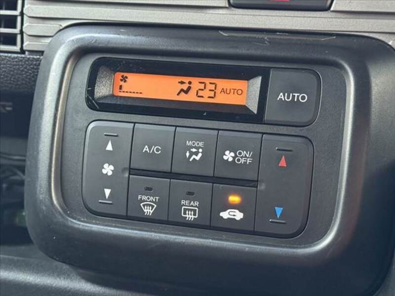 N-VAN