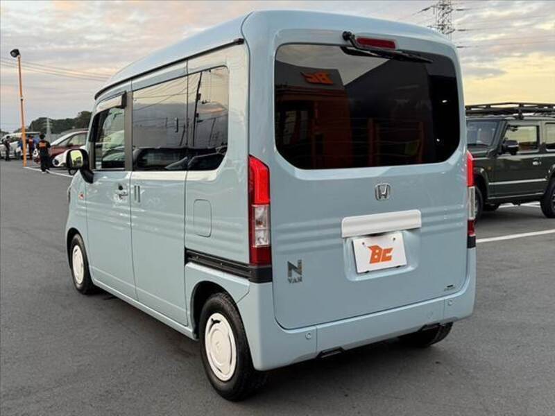 N-VAN