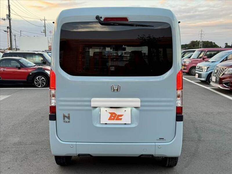 N-VAN