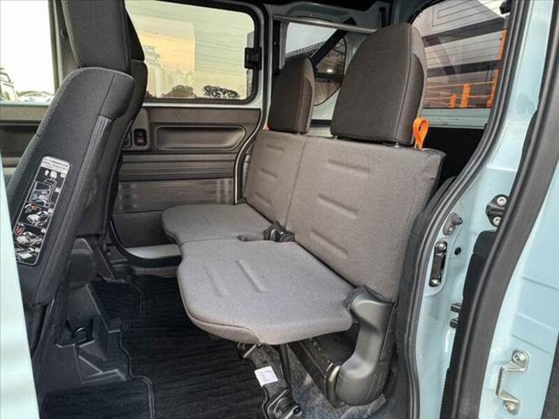 N-VAN