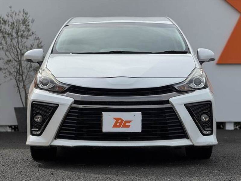 PRIUS ALPHA