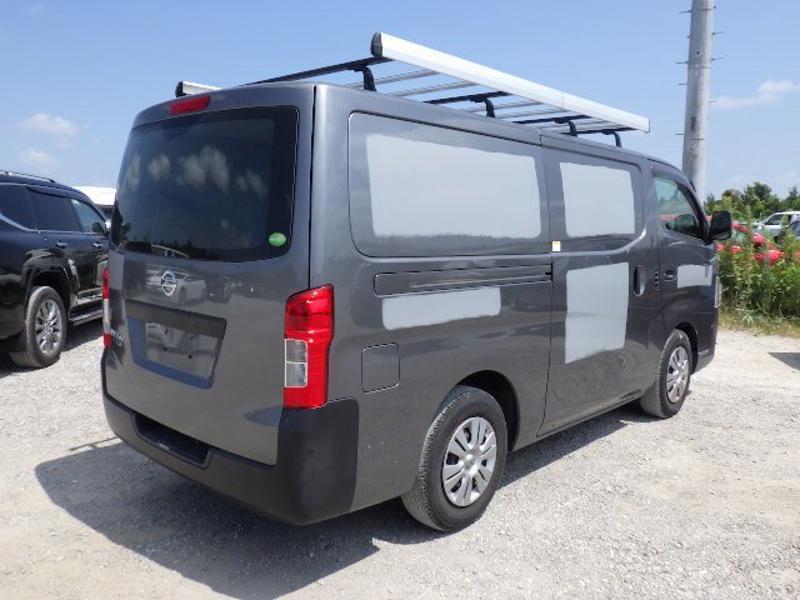 NV350 CARAVAN