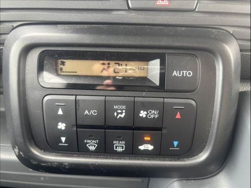 N-VAN