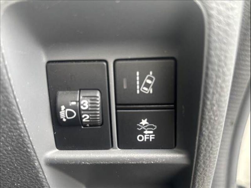 N-VAN