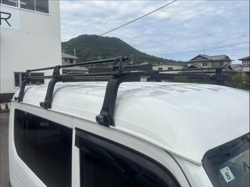 N-VAN