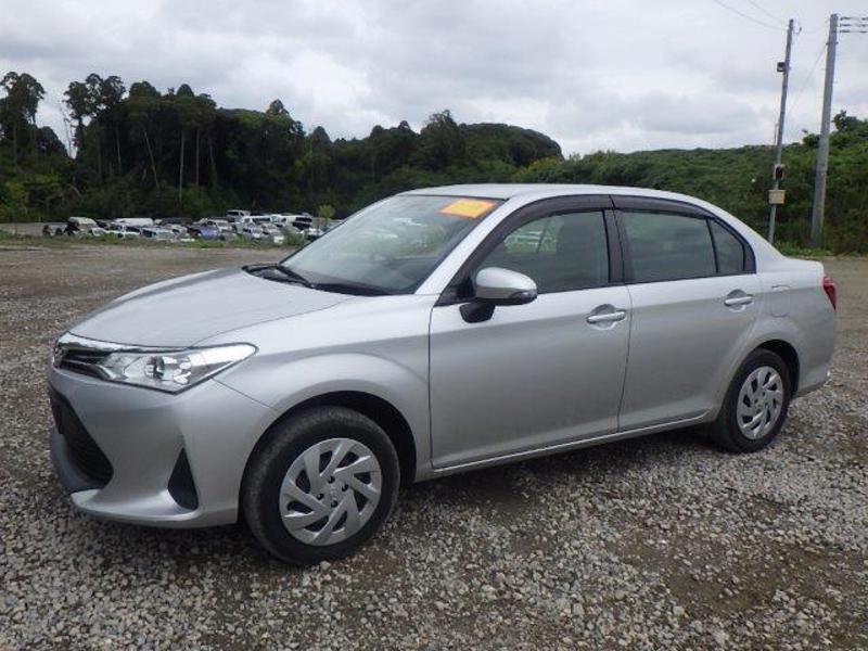 COROLLA AXIO