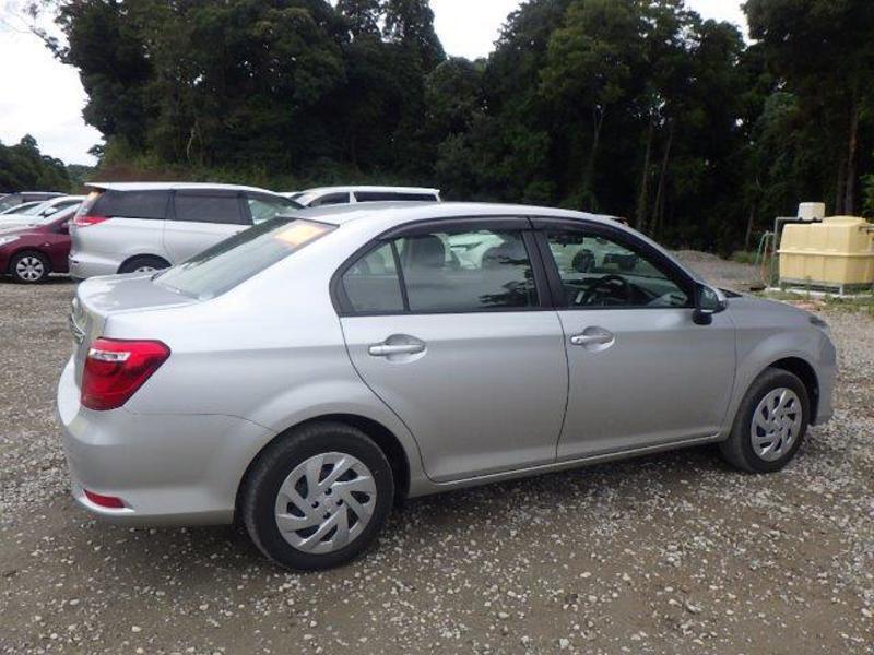 COROLLA AXIO
