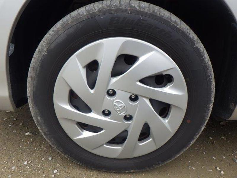 COROLLA AXIO
