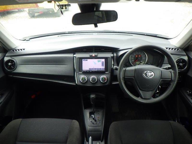 COROLLA AXIO