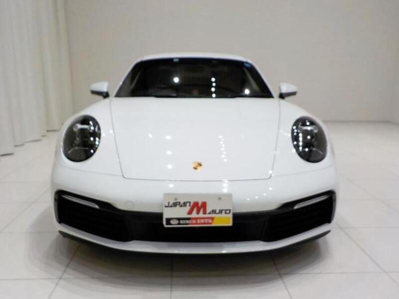 911