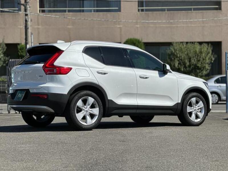 XC40