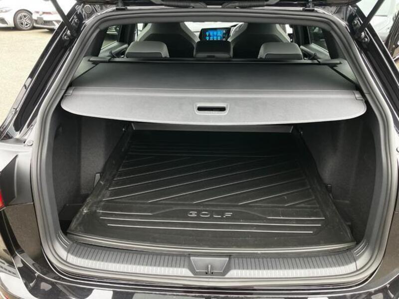 GOLF VARIANT