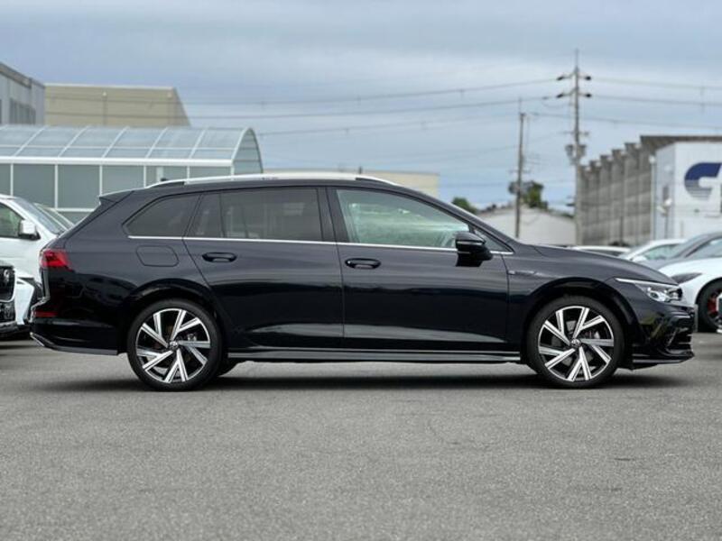GOLF VARIANT