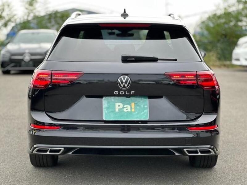 GOLF VARIANT