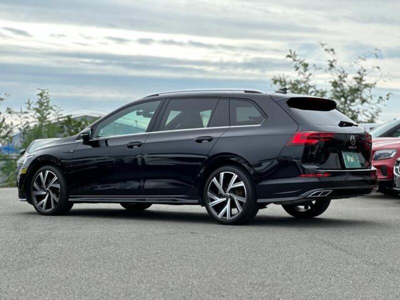GOLF VARIANT