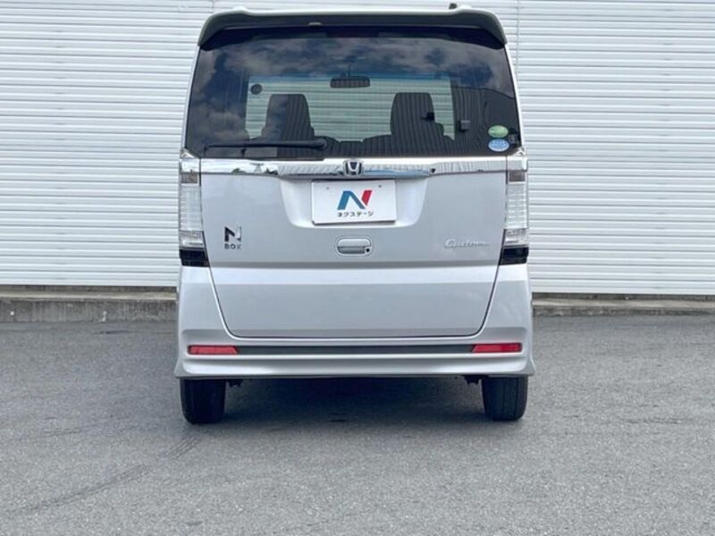 N BOX CUSTOM