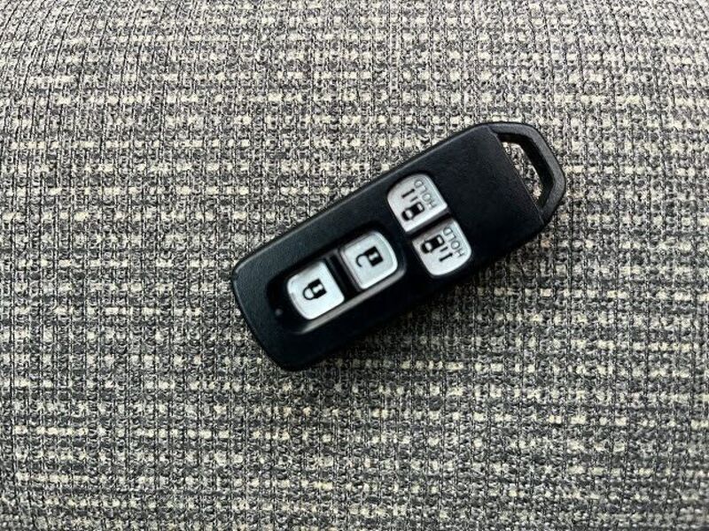 N BOX