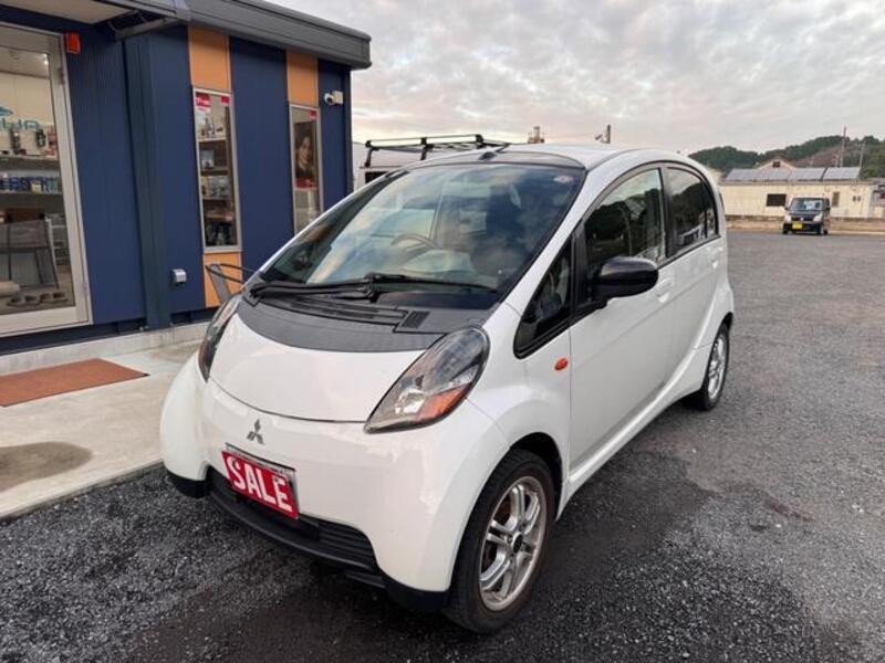 MITSUBISHI I