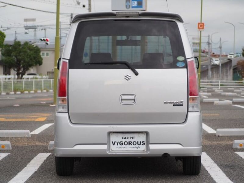 WAGON R