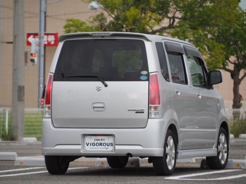 WAGON R