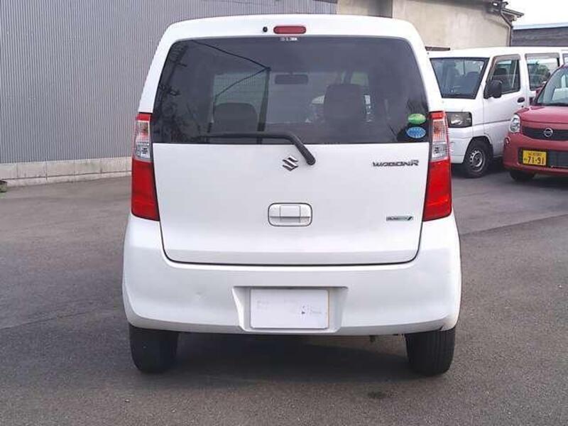 WAGON R