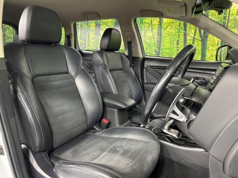 OUTLANDER PHEV