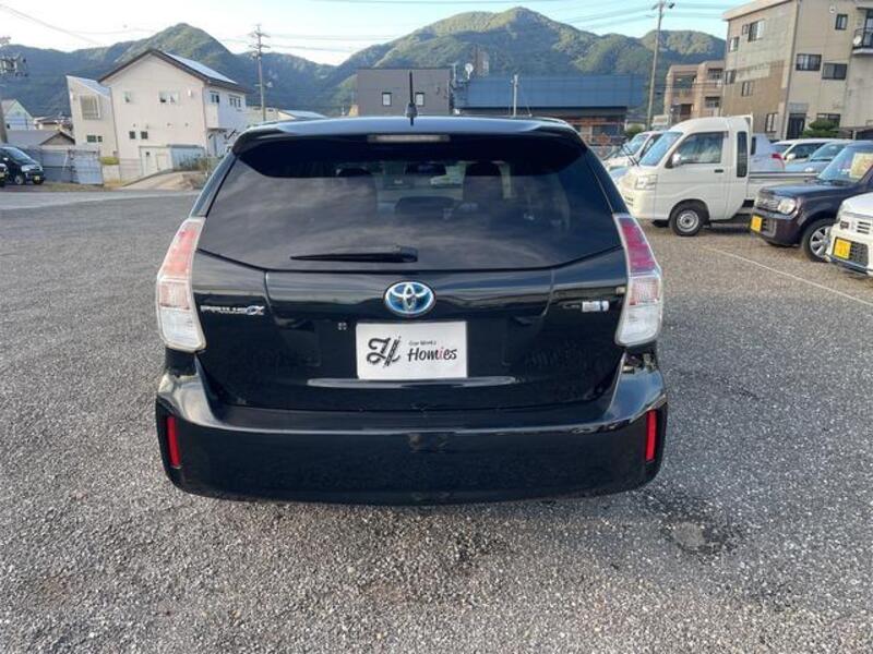 PRIUS ALPHA