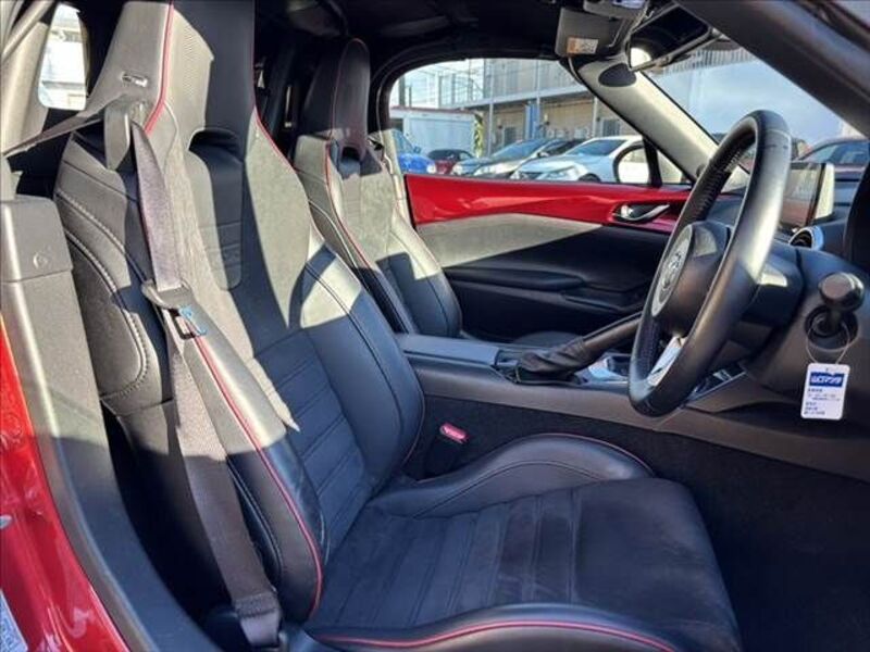ROADSTER