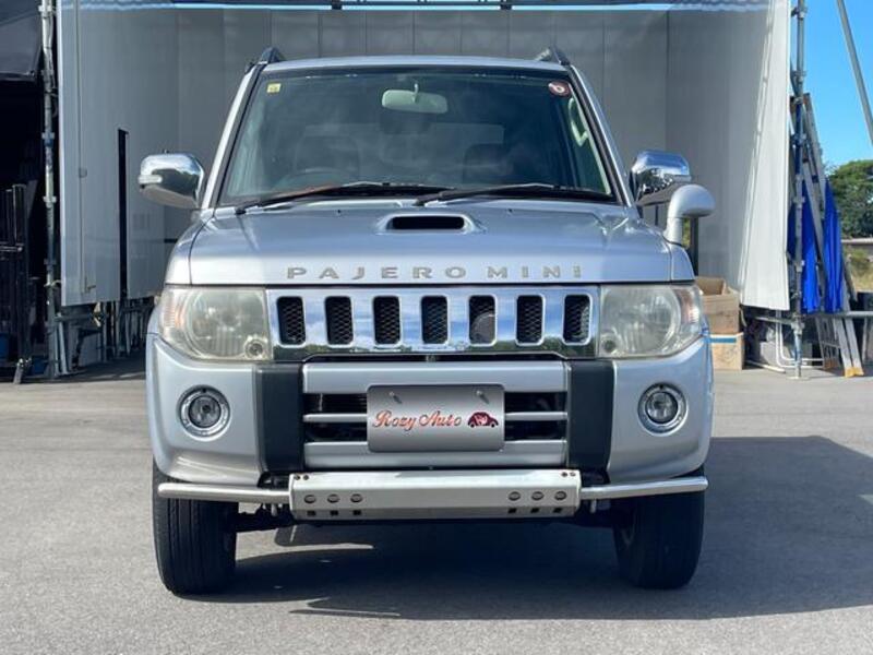 PAJERO MINI